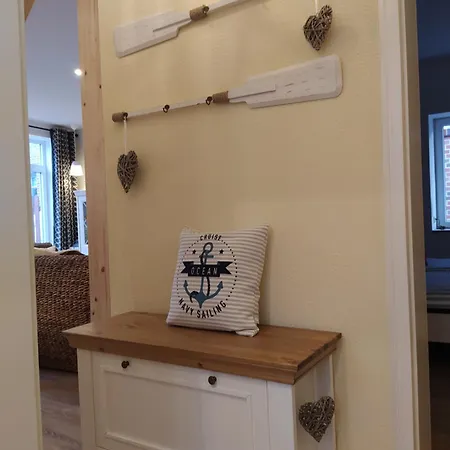 Im Erdgeschoss In Der Altstadt Von דירה הייליגנהאפן